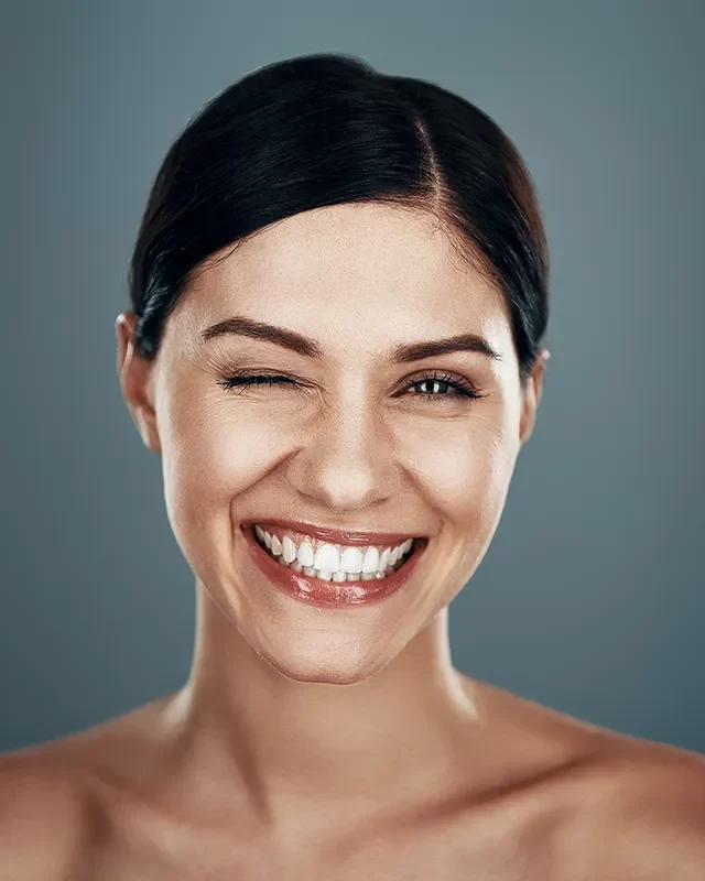 Dental Veneers - kingdentalcentre