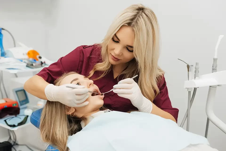 How to Evaluate a Dental Clinic Near Me in Alliston